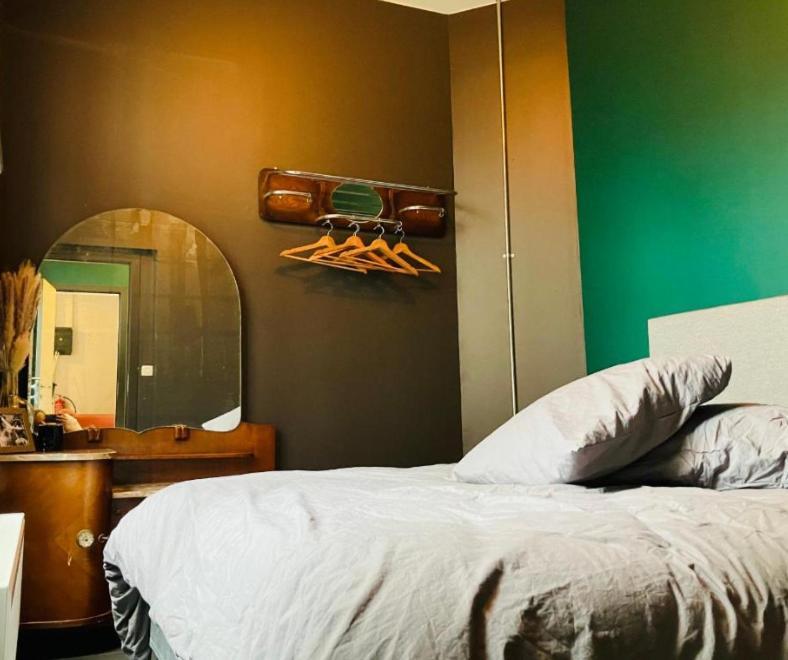 Bnb Hotel Suikernest Антверпен Экстерьер фото